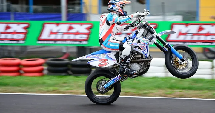 Supermoto: Biaggi vince nella On Road, Lazzarini conquista il titolo