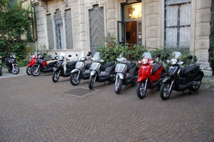 Aprilia Scarabeo 125/200, intuitivo ed elegante