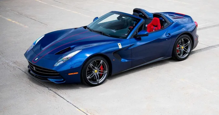 Ferrari F60: un rarissimo esemplare all’asta a Monterey