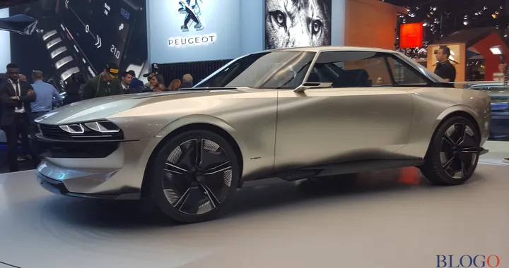 Il Coronavirus spegne il Salone dell'Auto di Parigi 2020