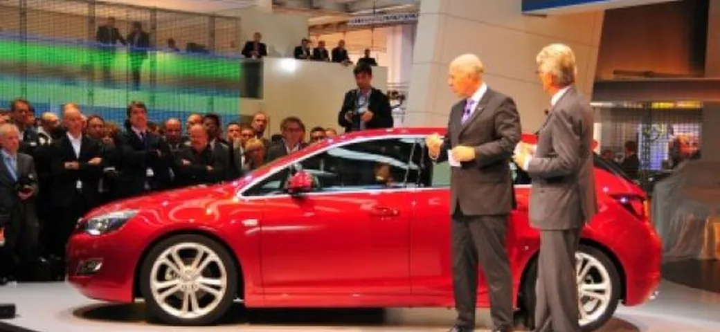Opel: Magna chiede un risarcimento a General Motors per il fallimento delle trattative