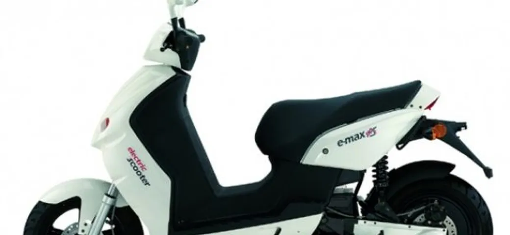 Fa la cosa giusta: Scooter elettrico E-MAX 120S