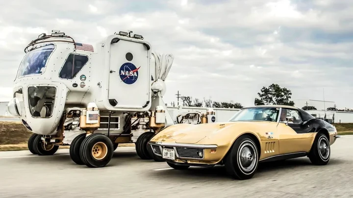 Gli astronauti dell'Apollo 12 guidavano Corvette: ne resta solo una