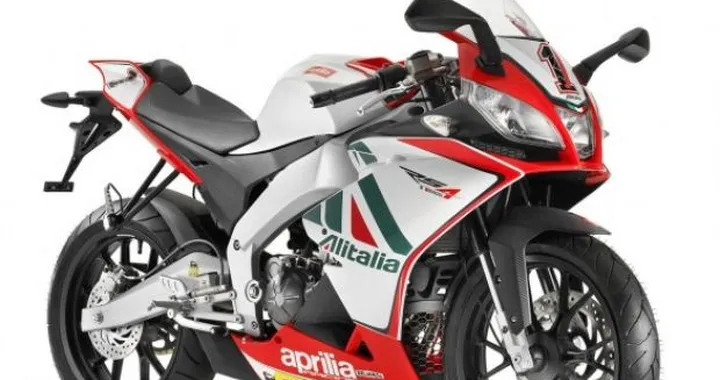 Aprilia RS4 125-50 2011: dati e foto ufficiali