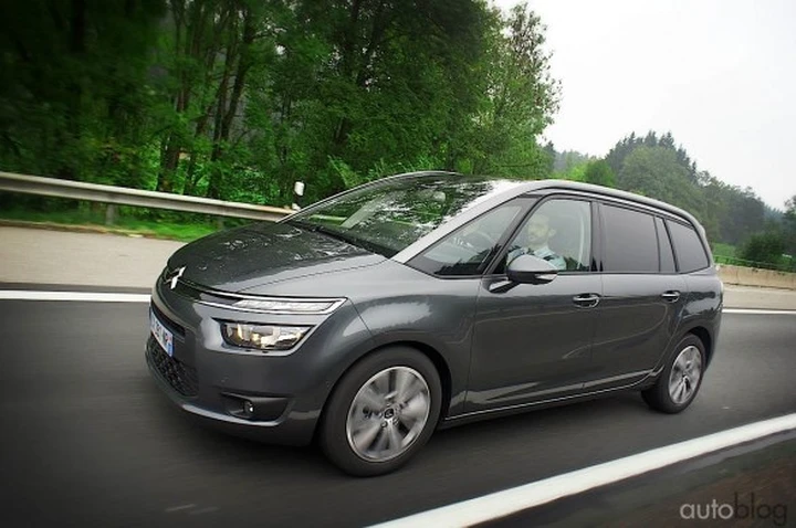 Citroen Grand C4 Picasso: prova su strada, caratteristiche e listino prezzi