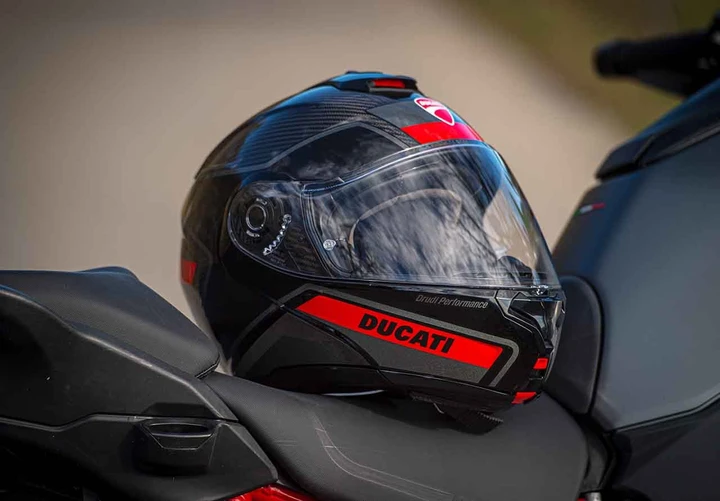 Ducati Horizon V2, il nuovo casco modulare