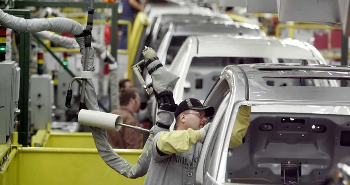 Germania, allarme per l’industria automobilistica: 100 mila posti a rischio entro il 2030