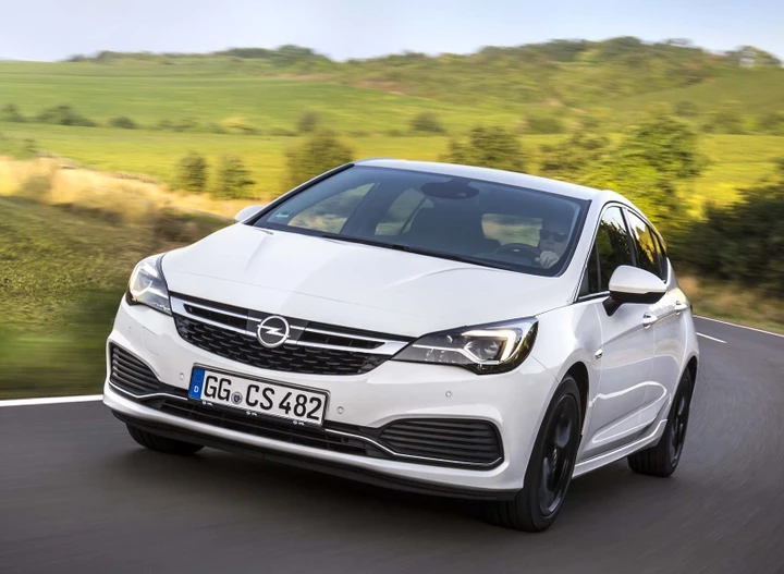 Nuova Opel Astra: la futura versione sportiva OPC sarà ibrida