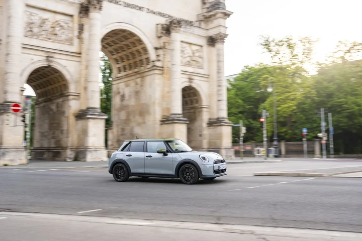 MINI Paul Smith Edition, stile british per la Cooper speciale