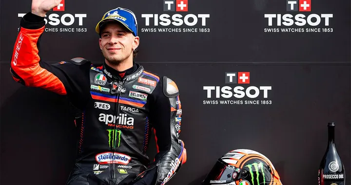 Bezzecchi eroico a Silverstone: podio dopo due operazioni