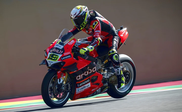 SBK Argentina: Bautista vince Gara-1, Razgatlioglu KO