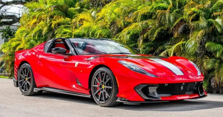Questa Ferrari 812 Competizione A ha un valore da record: perché