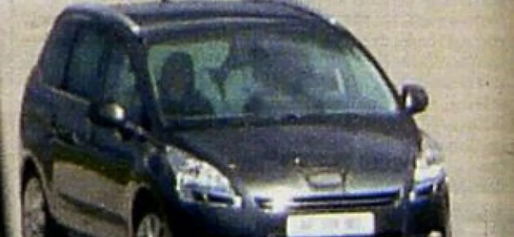 Peugeot 3009: foto spia della nuova monovolume francese