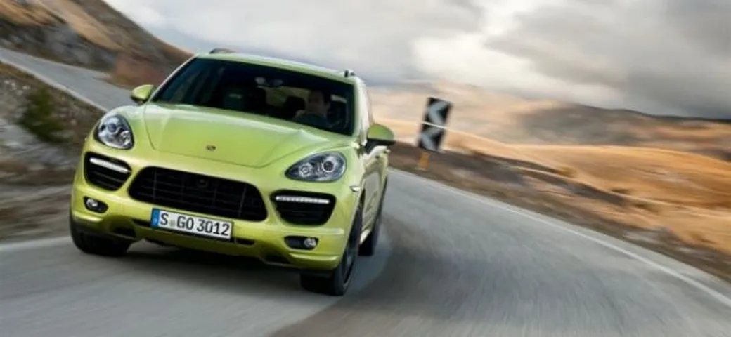 Porsche: in arrivo baby Panamera e Cayenne Coupè?
