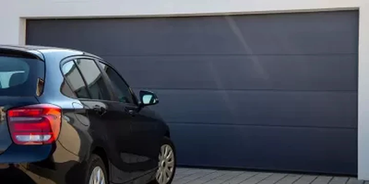 Auto sempre più grandi e garage sempre più piccoli: un problema per tanti italiani