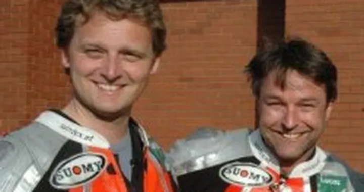 Il team Klaffi al Tourist Trophy... in sidecar