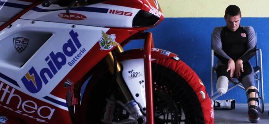 Onlus Di.Di., Malagoli prova la Ducati 1098R di Althea Racing