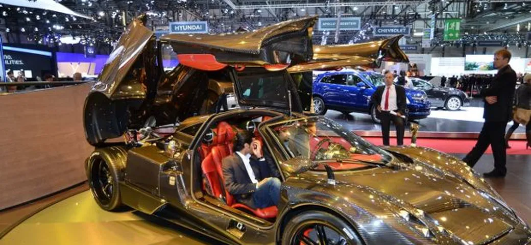 Pagani Huayra: frantuma il record sul Test Track di Top Gear