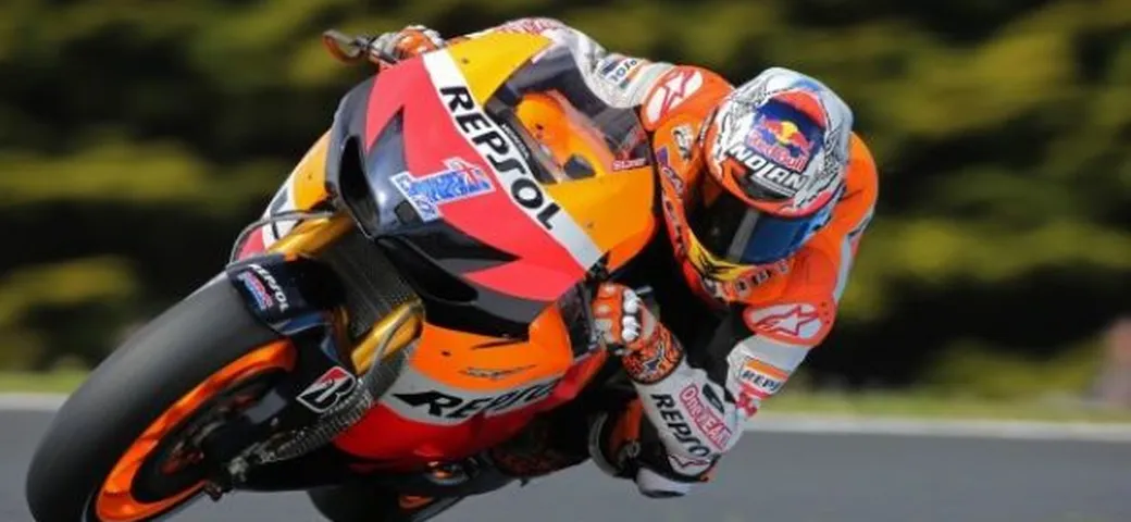 MotoGP: Stoner imprendibile nelle libere di Phillip Island. Rossi a +2