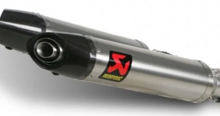 Terminali Akrapovic per Aprilia Dorsoduro