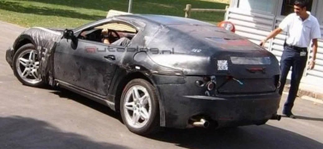 Foto spia della Maserati CC ?