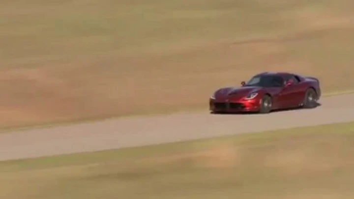 SRT Viper in video