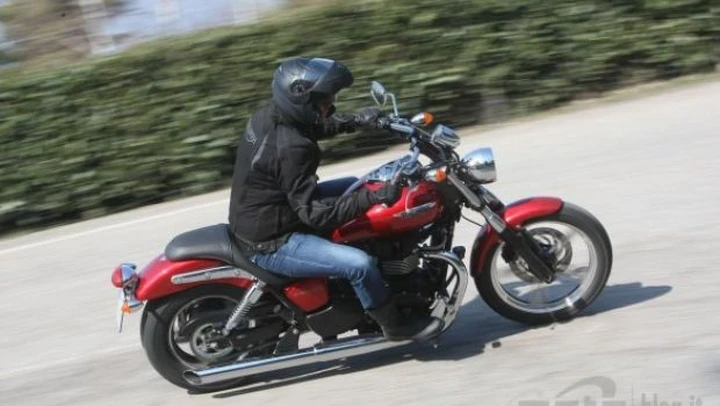 TEST Triumph Speedmaster 2011: entry level di qualità
