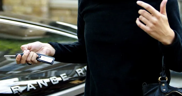 Scanner decodificatore per rubare auto: un arresto a Orio