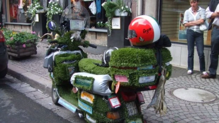 Foto del giorno: Vespa molto Special
