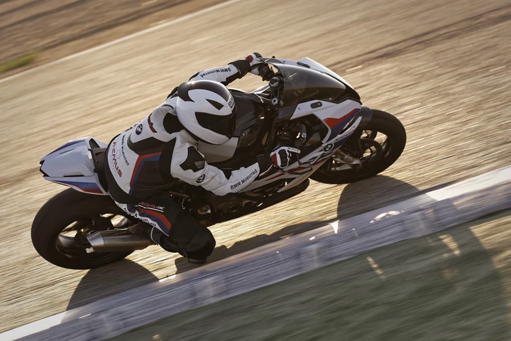 BMW M Performance Parts: una 