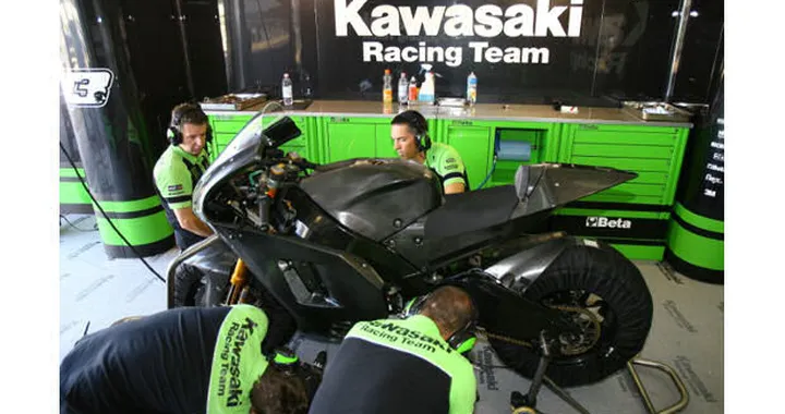 MotoGP: la Kawasaki di Aegerter è una Open non ufficiale