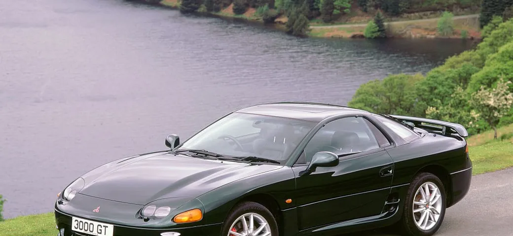 Mitsubishi 3000 GT: 30 anni per la tecnologica auto giapponese