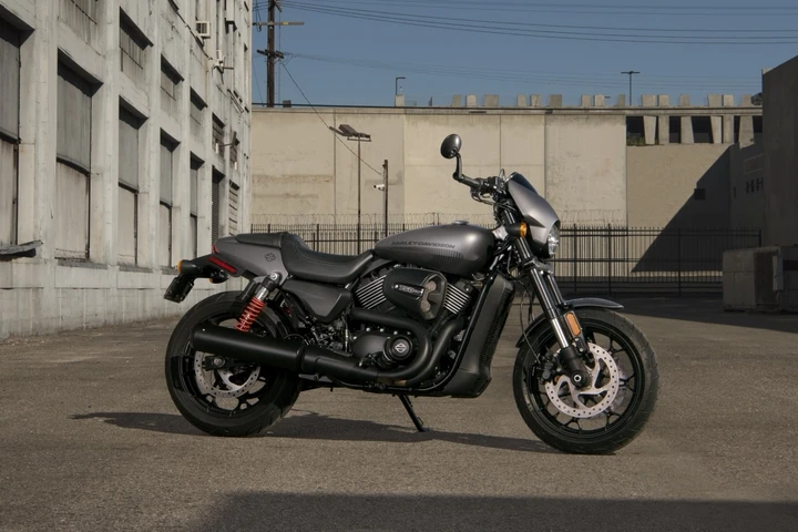 Harley-Davidson presenta il nuovo modello Street Rod