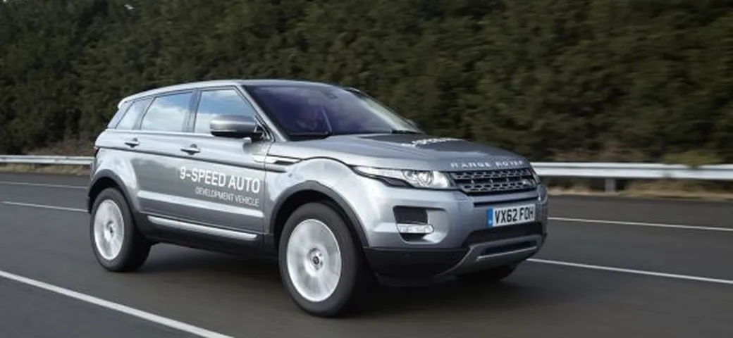 Range Rover Evoque: arriva il cambio automatico a 9 rapporti