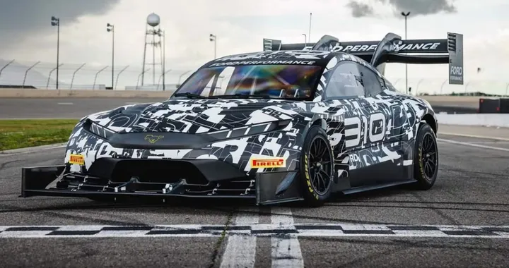 Pikes Peak 2026, l’elettrica Ford Mach-E lascia tutti a oltre 40 secondi