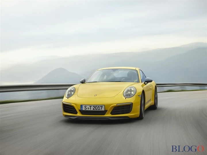 Porsche 911: nuove indiscrezioni sul modello 992