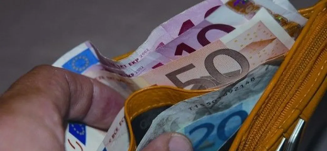 Bollo auto: quando, come e quanto pagare