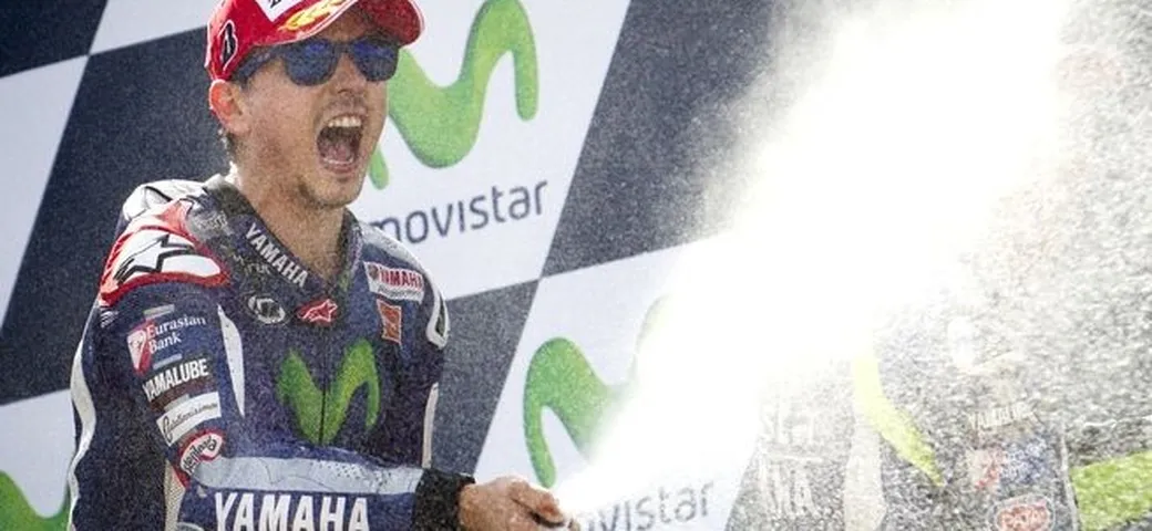 MotoGP Aragon, Lorenzo trionfa e recupera 9 punti su Rossi 