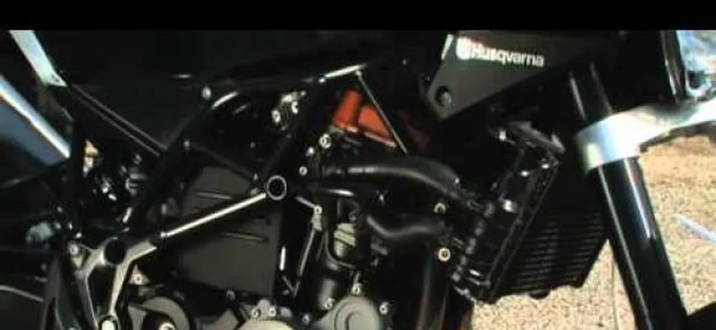 Husqvarna Nuda 900: Il video Test di Motoblog