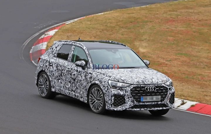 Audi RS Q3: foto spia del cattivissimo SUV