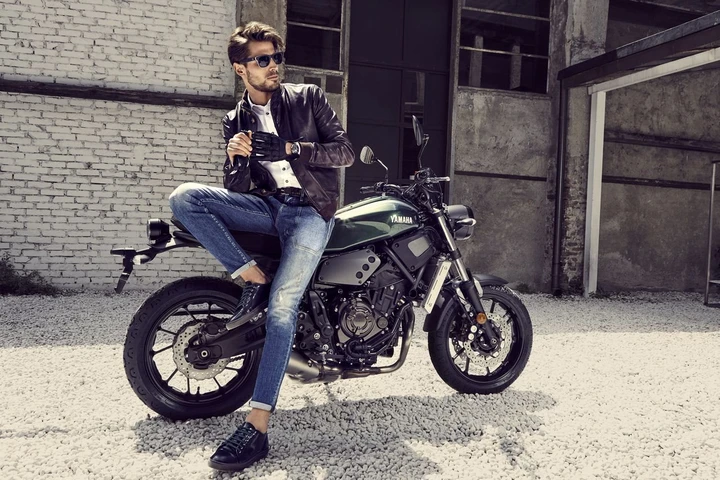 Yamaha e Jeckerson: J Jeans goes Faster