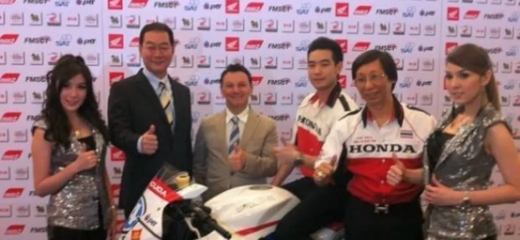 Gresini presenta in Thailandia il Team Thai Honda PTT Moto2 2012