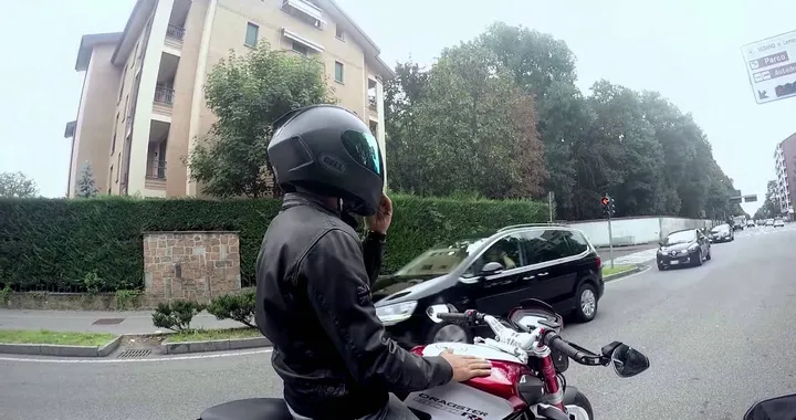 Lewis Hamilton spotted in Monza on his favourite beast