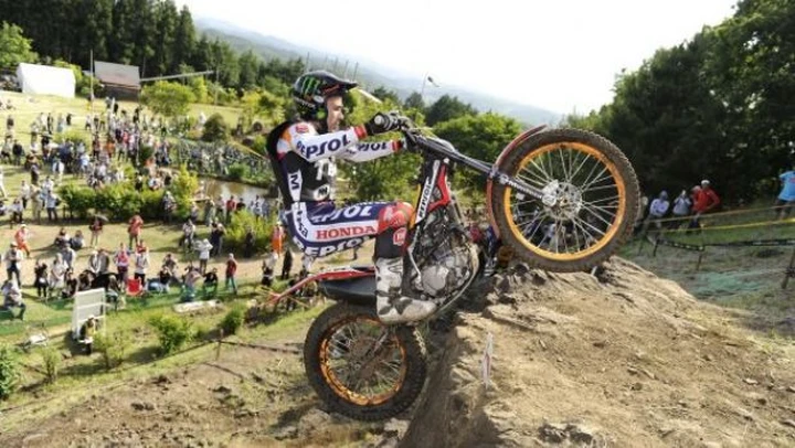 Trial: Toni Bou trionfa anche a Motegi e allunga nel Mondiale