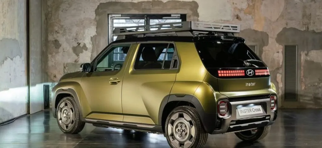 Hyundai INSTER Cross, aperti gli ordini per il SUV urbano