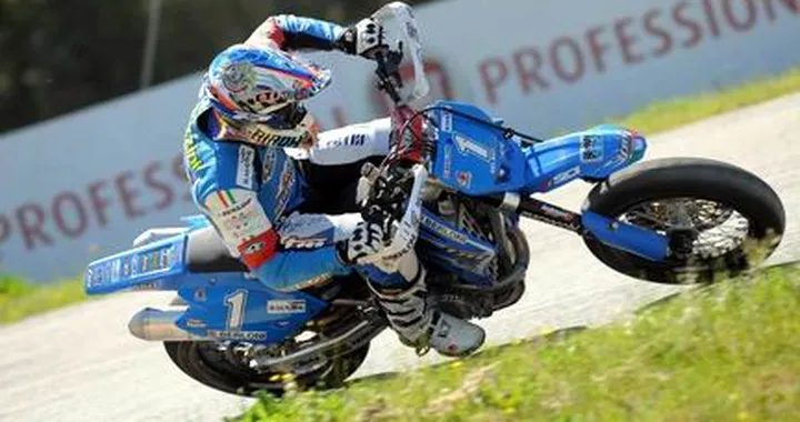 Le Supermoto mondiali arrivano a Castelletto per il GP d'Europa