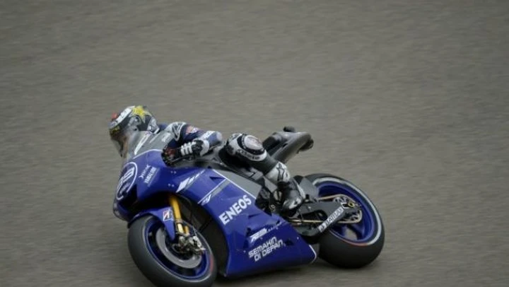 MotoGP, Aragon: nel warm-up Lorenzo davanti a Spies e Pedrosa. Solo 9° Rossi.