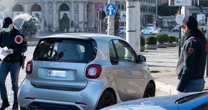 Spostamenti fra regioni: stop fino al 25 febbraio, i nuovi colori