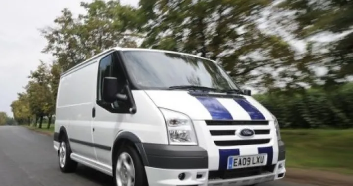 Ford Transit SportVan: al lavoro con più grinta