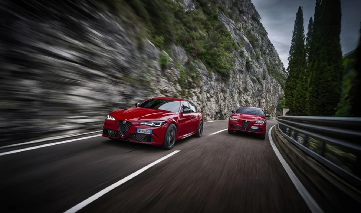Alfa Romeo registra una crescita straordinaria nel primo semestre 2023
